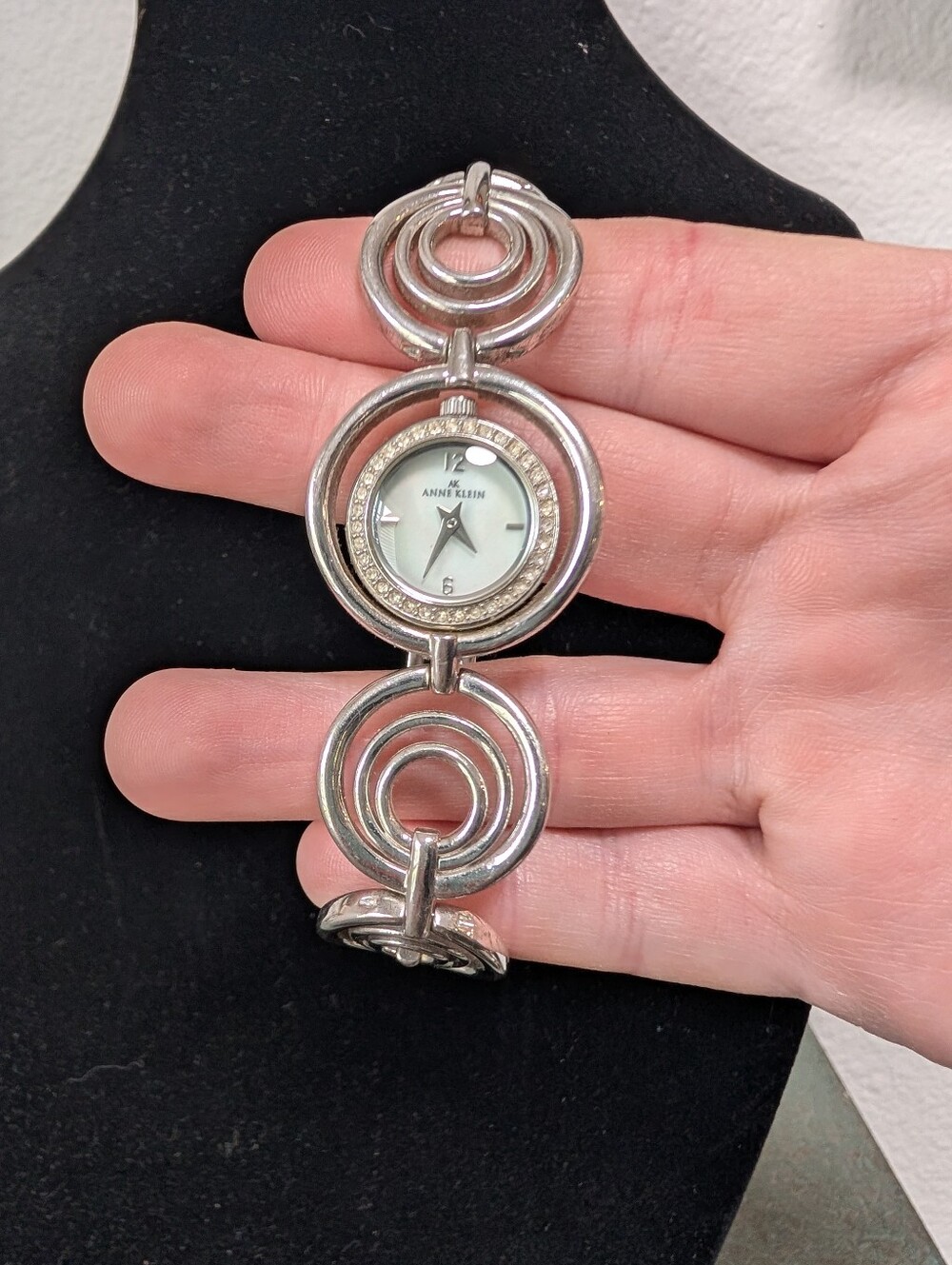 Vintage Anne Klein Women's Circle Chain Link Rhinestone Watch Silver Plated READ